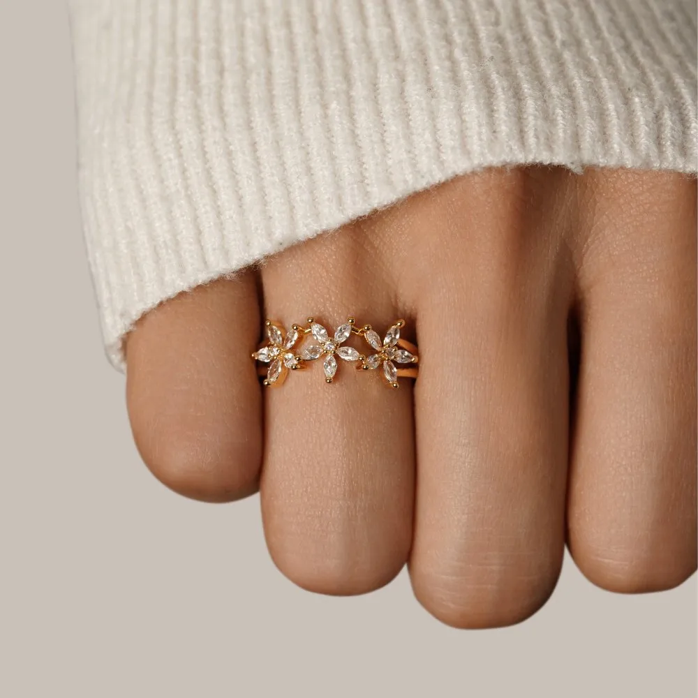 Blooming Crystal Flower Ring